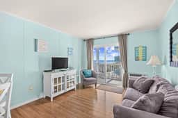 Ocean Pier Unit 303 Sleeps 6-2br/2ba-Full Kitchen-Pool-Direct Oceanfront Balcony