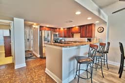 Oceanfront Waterpointe1 203-3b/2b-Sleeps6-Balcony-WIFI-TV-Pool-Family Friendly