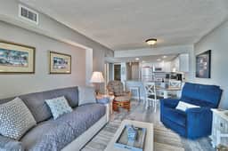 Oceanfront Waterpointe1 406-3b/2b-Sleeps 6-Balcony-WIFI-TV-Pool-Family Friendly