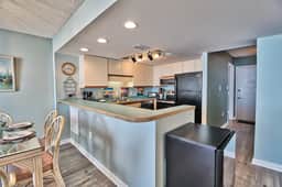 Oceanfront Waterpointe1 505-3b/2b-Sleeps 7-Balcony-WIFI-TV-Pool-Family Friendly