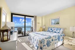 Oceanfront Waterpointe1 603-3b/2b-Sleeps 6-Balcony-WIFI-TV-Pool-Family Friendly