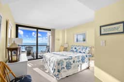 Oceanfront Waterpointe1 603-3b/2b-Sleeps 6-Balcony-WIFI-TV-Pool-Family Friendly