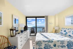 Oceanfront Waterpointe1 603-3b/2b-Sleeps 6-Balcony-WIFI-TV-Pool-Family Friendly