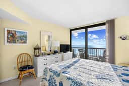 Oceanfront Waterpointe1 603-3b/2b-Sleeps 6-Balcony-WIFI-TV-Pool-Family Friendly