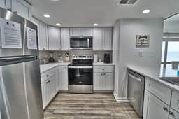 Oceanfront-Waterpointe 1-Windy Hill Beach-Sleeps 6-3br/2ba-Pools-Free Parking