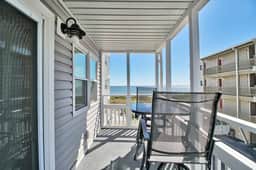 Oceanfront Windsong Unit 207 | 1BR/1BA | Sleeps 5 | Queen, Bunks, Sofa Beds Setu