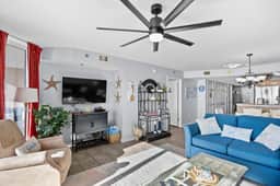 Crescent Shores-Oceanfront-Sleeps10-3br/3ba-5 Beds-Lazy River-Pools-Parking
