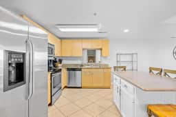 Pier Watch Villas-Sleeps-14 6bed/4bath-(10 beds)-Pools-WIFI-Free Parking