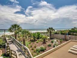 Oceanfront Waterpointe1 1003-3b/2b-Sleeps 6-Balcony-WIFI-Pool-Family Friendly