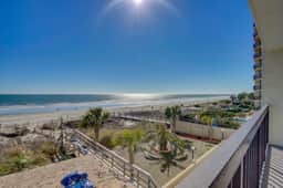 Windy Hill Beach-Sleeps 6-3bed/2bath-Oceanfront-Pool-WIFI-TV-16 Foot Balcony