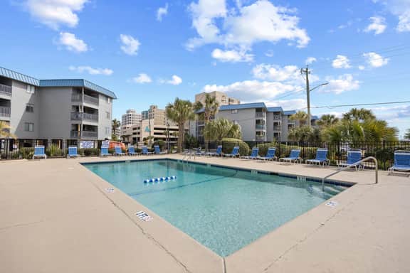 Quiet Cherry Grove Point Location-1bed/1bath-Sleeps 4-Private Balcony-WIFI