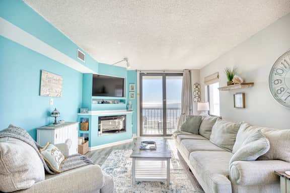 Oceanfront Waterpointe1 407-3b/2b-Sleeps 6-Balcony-WIFI-TV-Pool-Family Friendly