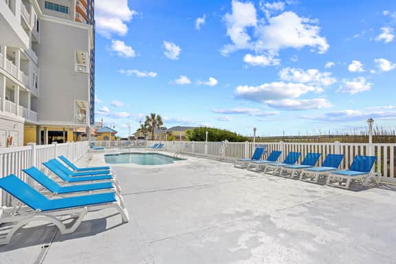 Pier Watch Villas-Sleeps-14 6bed/4bath-(10 beds)-Pools-WIFI-Free Parking
