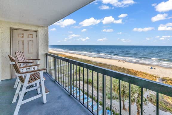 Windy Hill Beach-Sleeps 7-3bed/2bath-Oceanfront-Pool-WIFI-TV-16 Foot Balcony