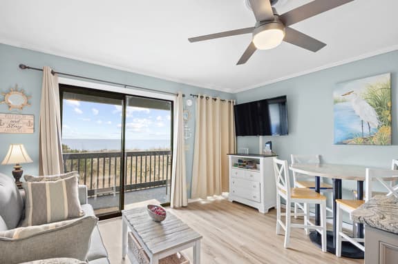 Quiet Cherry Grove Point Location-1bed/1bath-Sleeps 4-Private Balcony-WIFI