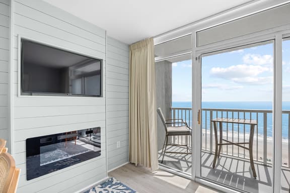 Seawatch #1012-Luxury Oceanfront-1bd/1ba-LazyRiver-10 Hot Tubs-6 Pools