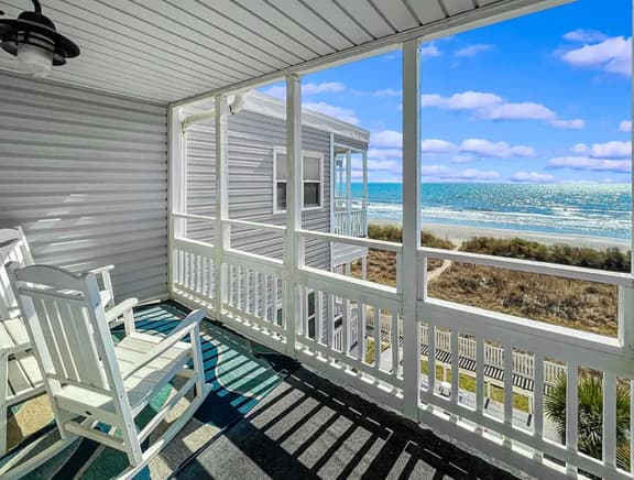 Seaside Escape at Windsong-Unit 306-Sleeps 4-1br/1ba-Balcony-WIFI-Parking